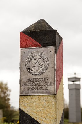 DDR Grenzpfahl Grenzsäule